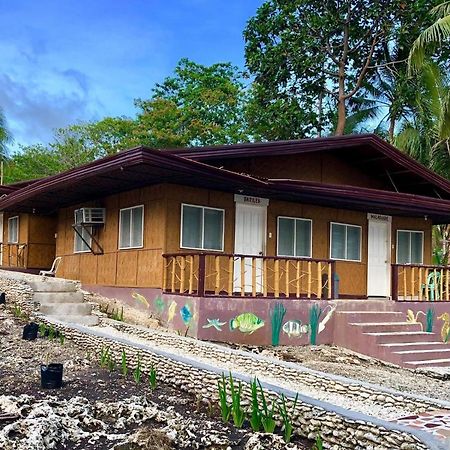 سَمَلْ La Isla Bonita Talikud Island Beach Resort المظهر الخارجي الصورة