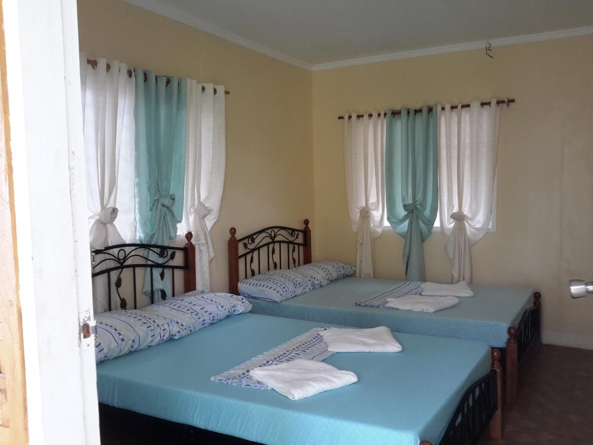 سَمَلْ La Isla Bonita Talikud Island Beach Resort المظهر الخارجي الصورة